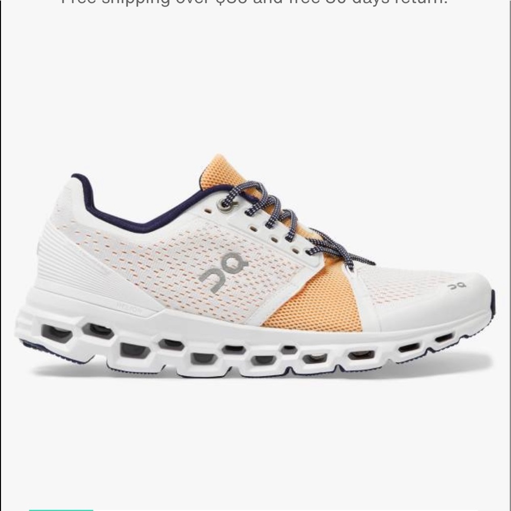 Cloudstratus Tennis Shoes